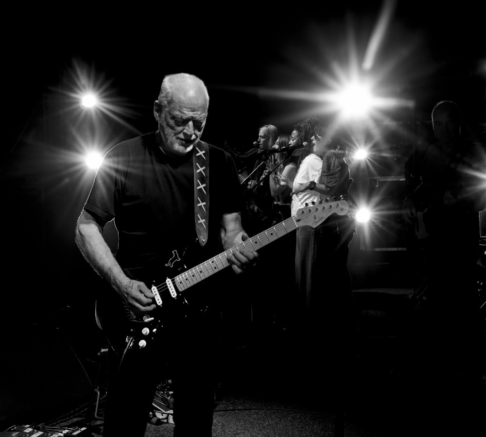 David Gilmour Live at the Circus Maximus, Rome (15) from https://sjt.uk.com