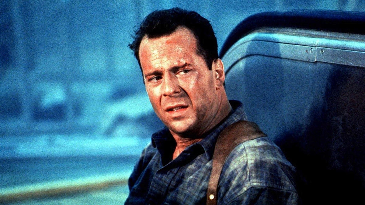 Die Hard 2 (1990, 15) from https://sjt.uk.com