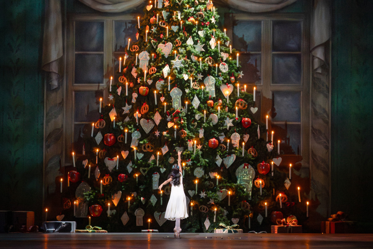 Royal Ballet & Opera: The Nutcracker from https://sjt.uk.com