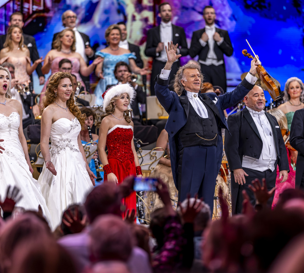 André Rieu’s 2025 Christmas Concert: Merry Christmas from https://sjt.uk.com