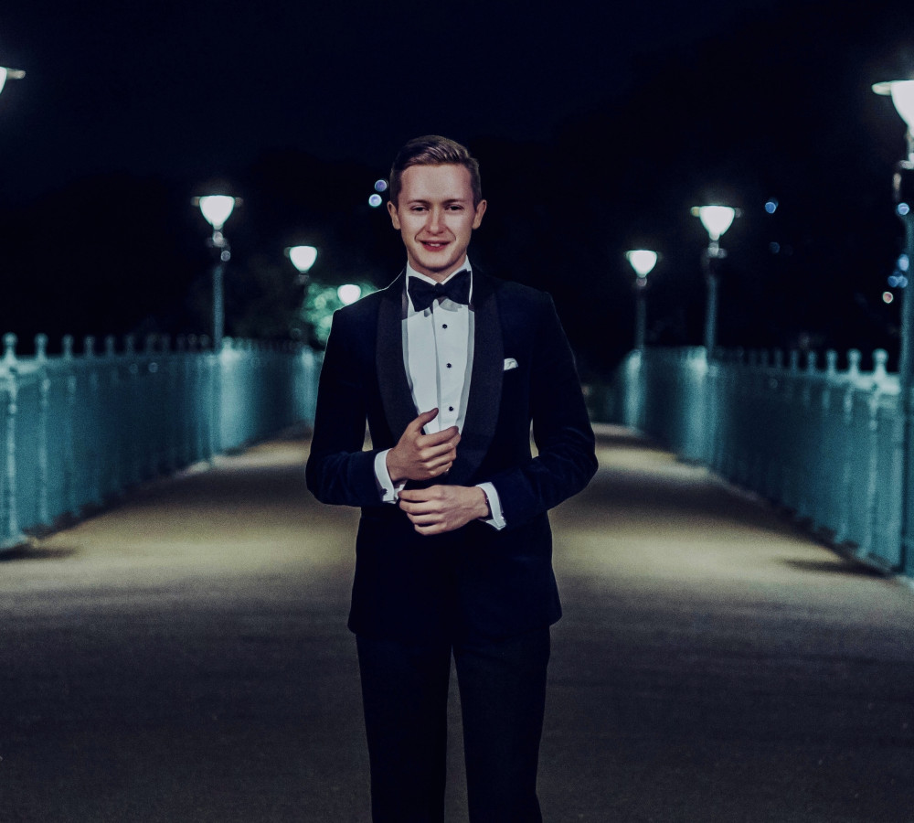 Night and Day: Sam Jewison Sings Cole Porter from https://sjt.uk.com